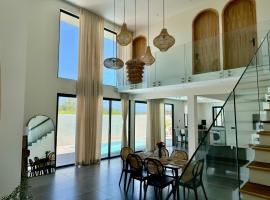 Anba Solēy, Hotel in Surinam