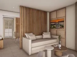 Elysian Beachfront Luxury Suite with Jacuzzi - Sea & City View