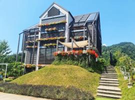eco boutique hotel AMS Beagle، فندق في بليد