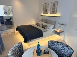 Salt & Smoky Boutique Room