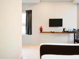 Super Townhouse Sayhallo Narcos, hotell i Bhubaneshwar