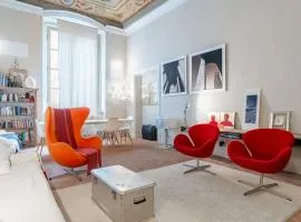 L'affresco in Via Guinigi