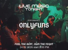 쿠타에 위치한 호텔 Da Housetel Kuta