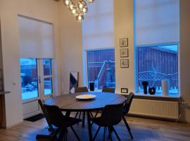 Tunbrekka 12, Hotel in Ólafsvík