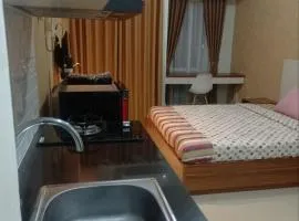 Apartemen Transpark Juanda by Dobu Rooms