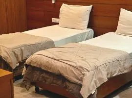 SKY C Living Stay Sector 46