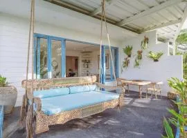 Pipeline - Breezy 1 Bedroom Oceanfront Apartment