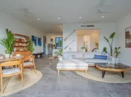Pavones - Tropical Oceanfront 1 bedroom apartment