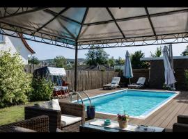 Ferienwohnung Efzeglück mit Pool, hotel i Homberg