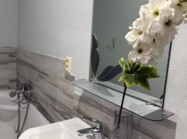 Апартамент с джакузи, hotel Hmelnickijben