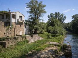 Moulin St Pierre bord - Au calme en bord de Rivière, hotel en Limoux