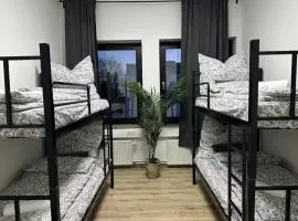 Eigenes Privatzimmer mit Gemeinschaftsbad und Küche