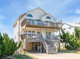 On The Beach - Kitty Hawk, MP 1, Less than 50 Yards to Beach, Ocean View, Pool, Hot Tub, Pets OK