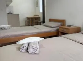 City love Apartments Budva - Parking