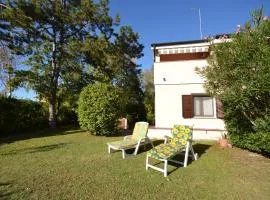 Appartamento fronte fiordo con giardino Albarella