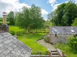 4 Bed in St. Wenn oc-p00886