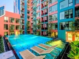 Bangkok Cybiq Ratchada32 Condo NEW Building