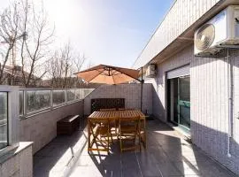 Top-floor Matosinhos 2BR Terrace