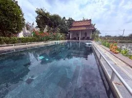 Ayutthaya Garden River Home