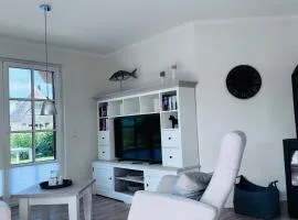 Idyllisches Reethaus in Strandnähe