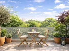Grand Getaway Suite 300mts from the Beach