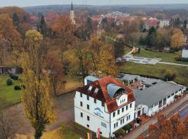 Land-Gut-Hotel- Weisser Schwan, hôtel à Zossen