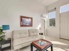 Near Apollo Beach! Bright Apt with Essentials