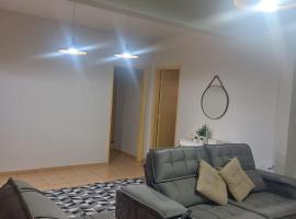 Casa ampla 4 quartos perto ABCZ-Centro-Rodoviária, hótel í Uberaba