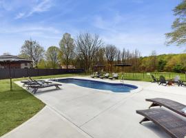 Close to Lake George! Couples Retreat with Pool, Hotel in Fort Ann