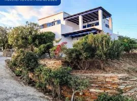 Cycladic Horizon Island Villa By Hostandros