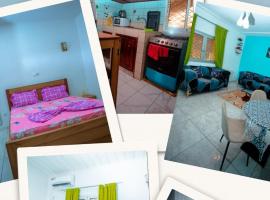 Appartement Meublé Bonamoussadi Douala, hótel í Deido