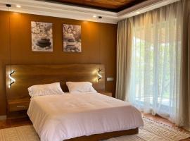 Capri Hills, hotel in Mwanza