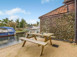 2 Bed in Smallburgh oc-h33734, hotel en Dilham