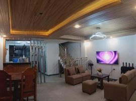 Caperina del Casa-Rental, hotell i Naic