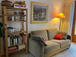 Smarties Home, hotel a Isolaccia