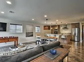 Riverfront Astoria Condo on Pier, Walk Everywhere