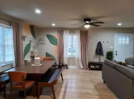 Stylish 3BR Home with Huge Yard - Modern Furnished