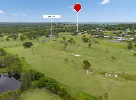 4BR Golfside Home Near Country Club - Pet Friendly