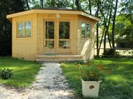 Cabane PMR Adaptée pour 5 Pers. - API-1-52-1700