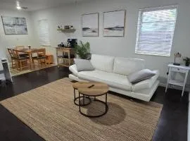 Cozy private 2BR Home with Outdoor space and BBQ grill