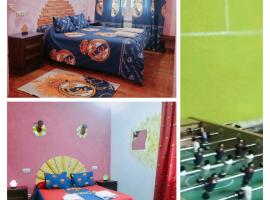 Don Mauricio y periquines, hotel a Robledillo