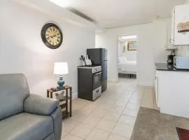 Modern 2BR Apartment • Free Parking • Baden