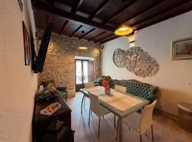 IL VICOLETTO Apartment - Charming independent holiday home in the historic center of Fiuggi, elegant and cozy, near the Thermal Baths and Wellness Retreats - FIUGGI