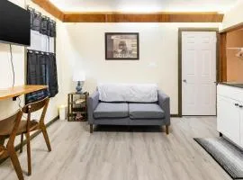 Spacious 2BR Apt • Free Parking • Baden