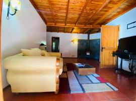 Hostal Aladino – hotel w mieście Angol