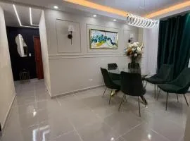 Exclusive Retreat Stylish & Private