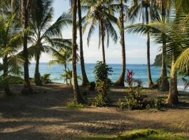 Playa Terküa hotel, מלון בנוקי