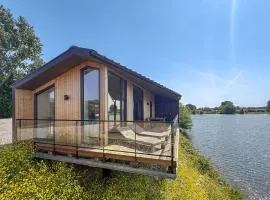 Nice Home In Kerkdriel With Wifi