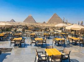 Golden Kayan Pyramids View, hotel de 4 estrelles al Caire