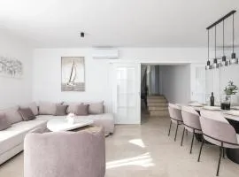 Gorgeous Home In Policnik